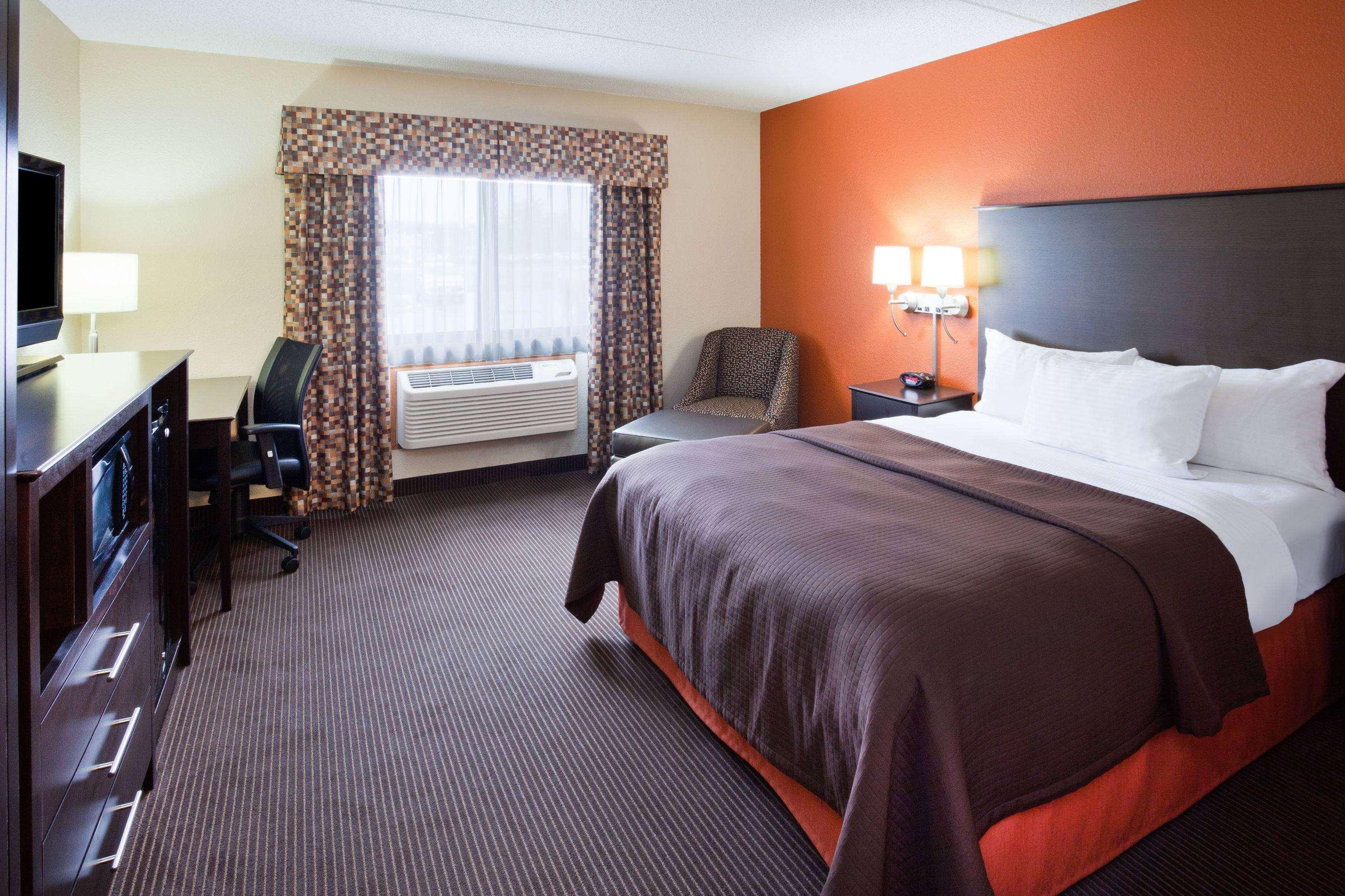 Americinn By Wyndham Plover Stevens Point Экстерьер фото